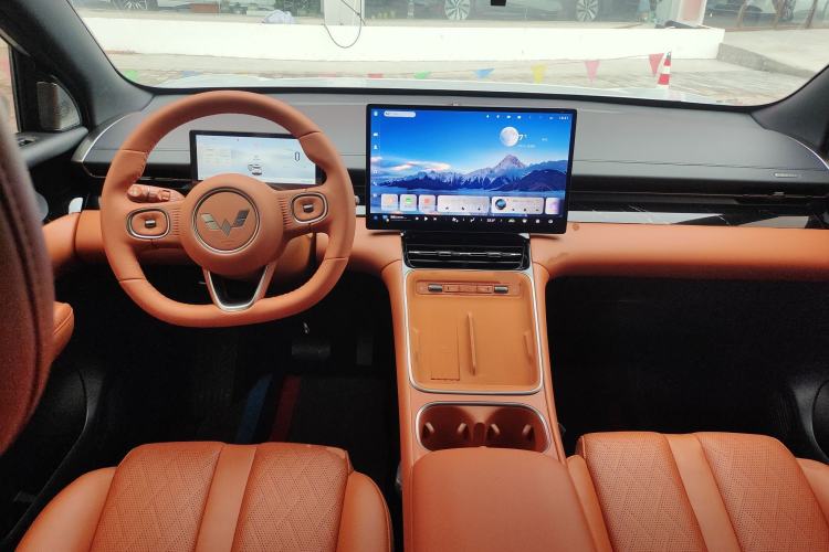 Used Wuling Xingguang S 2025 Model 510 km Flagship Version Center Console