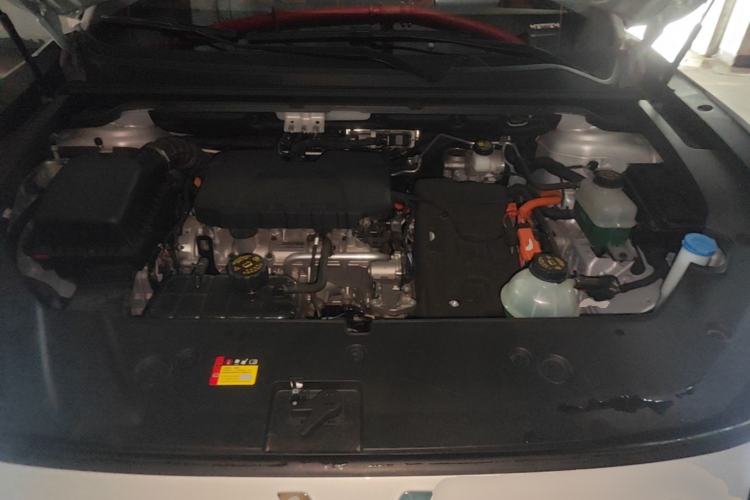 Used Wuling Xingguang S 2025 Model, 130km Flagship Edition Engine Bay