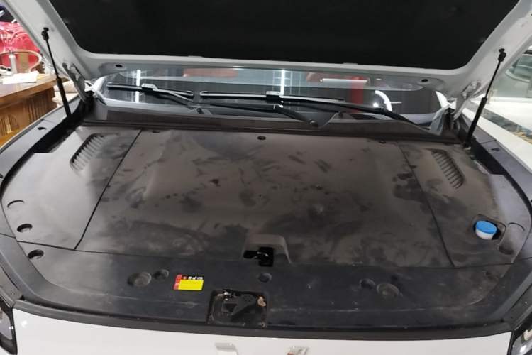 Used Wuling Xingguang S 2025 Model 510 km Flagship Version Engine Bay