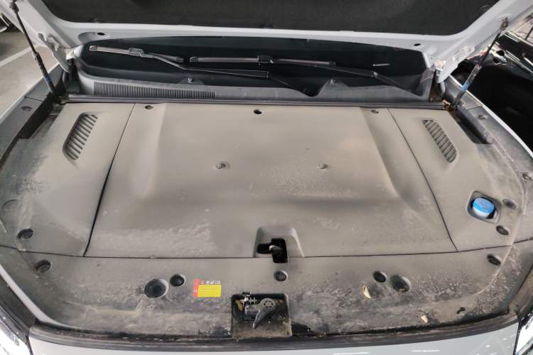 Used Wuling Xingguang S 2025 Model 510 km Leading Version Engine Bay