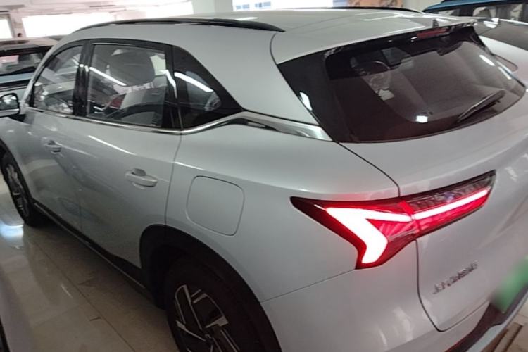 Used Wuling Xingguang S 2025 Model 510 km Leading Version Exterior 2