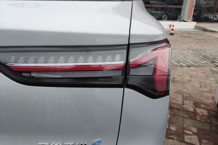 Used Wuling Xingguang S 2025 Model 510 km Flagship Version Exterior 3