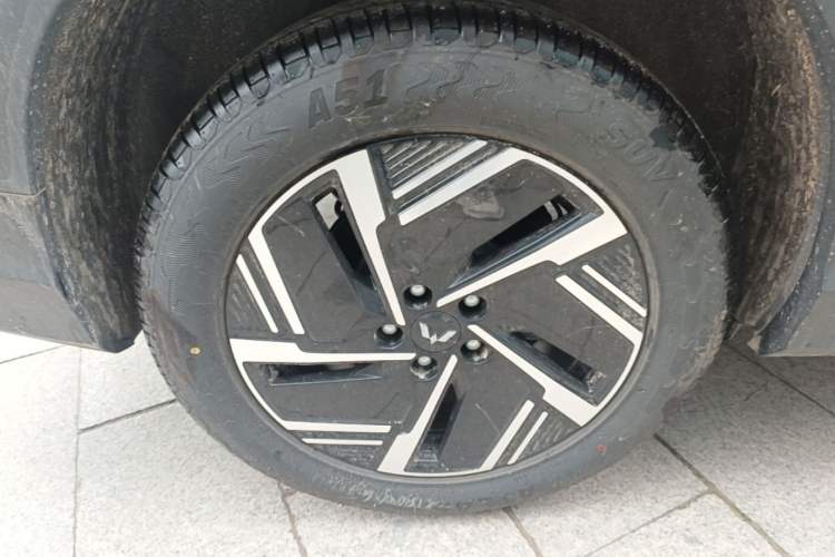 Used Wuling Xingguang S 2025 Model, 130km High-Power Flagship Edition Exterior 5