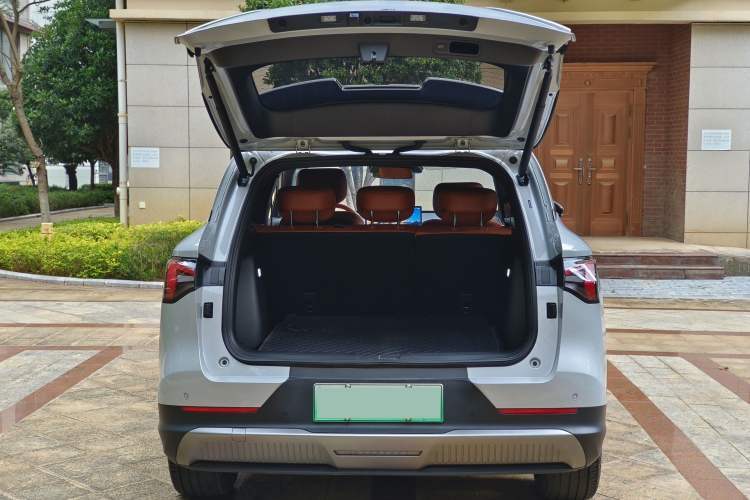 Used Wuling Xingguang S 2025 Model 510 km Flagship Version Exterior 5