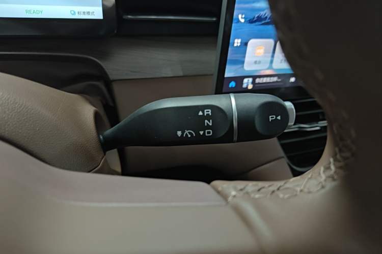 Used Wuling Xingguang S 2025 Model 510 km Leading Version Gear Lever
