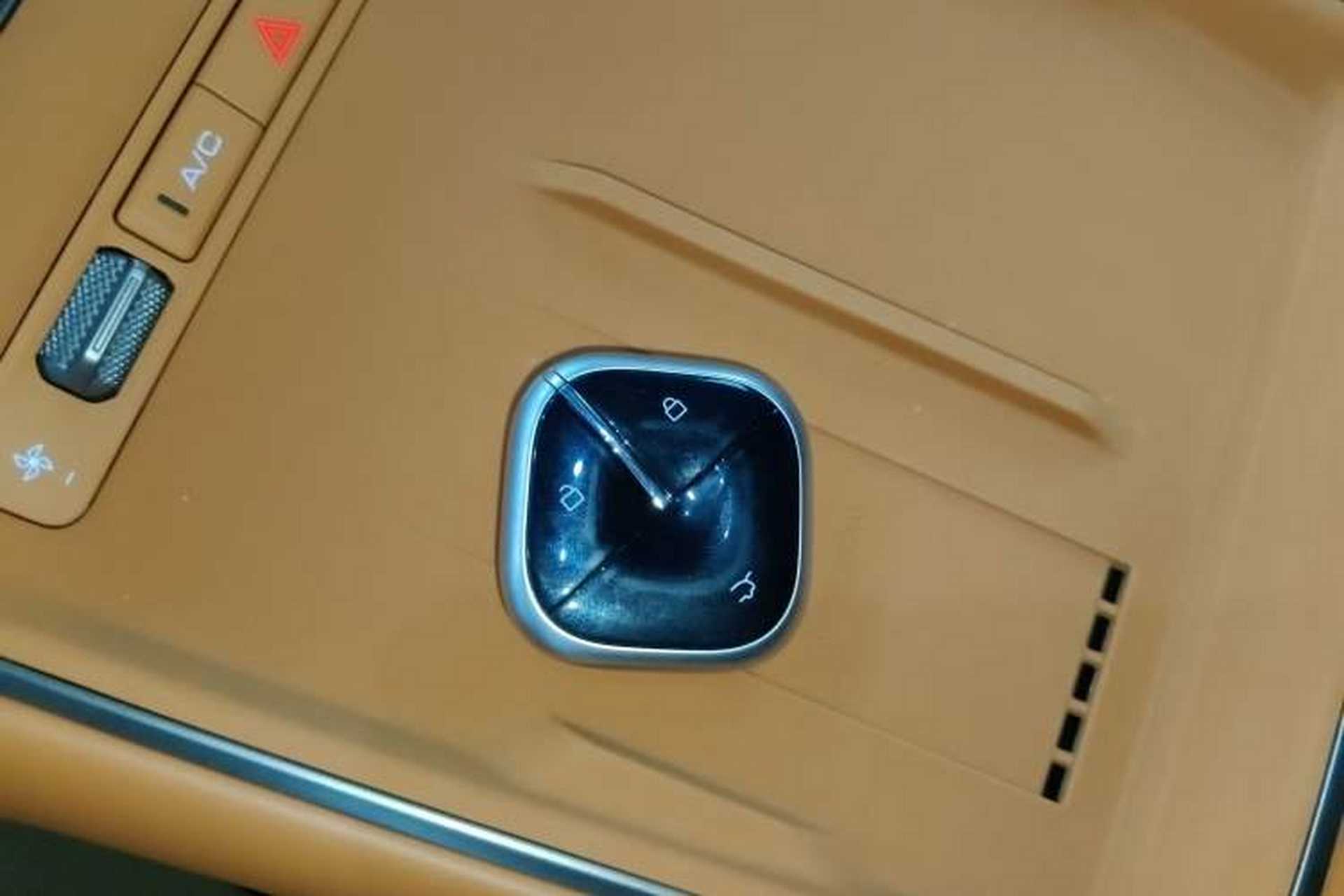 Used Wuling Xingguang S 2025 Model, 130km High-Power Flagship Edition Interior 1