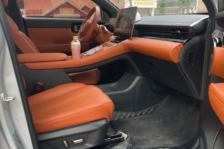 Used Wuling Xingguang S 2025 Model, 130km High-Power Flagship Edition Interior 3