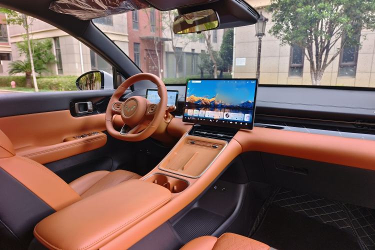 Used Wuling Xingguang S 2025 Model 510 km Flagship Version Interior 5
