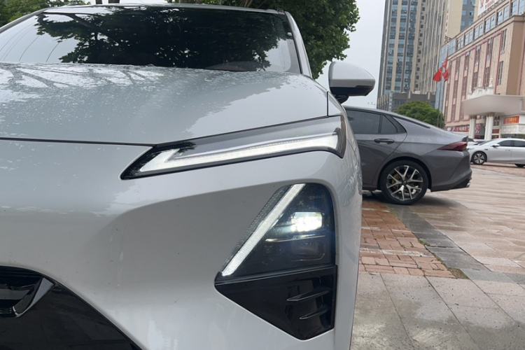 Used Wuling Xingguang S 2025 Model, 130km High-Power Flagship Edition Left Front Headlight
