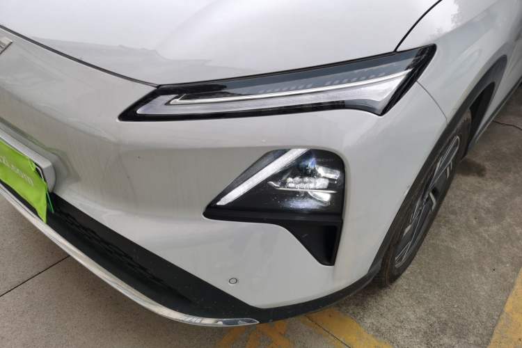 Used Wuling Xingguang S 2025 Model 510 km Flagship Version Left Front Headlight
