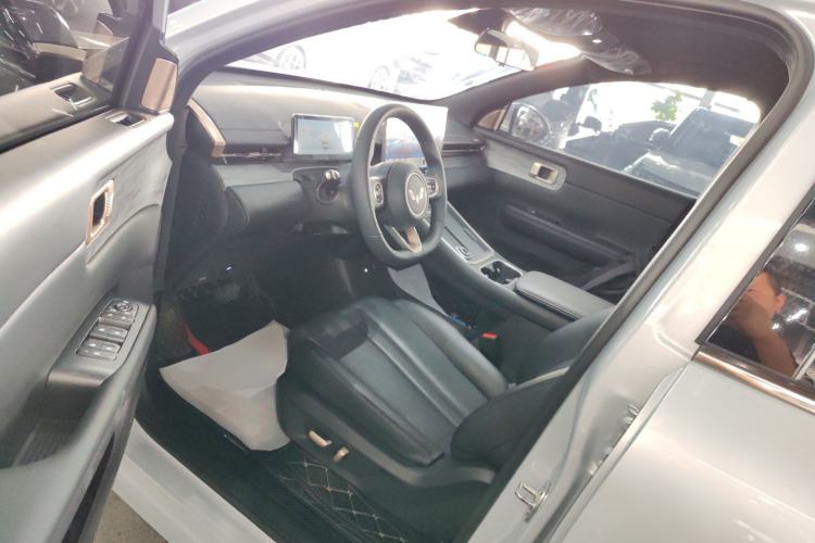 Used Wuling Xingguang S 2025 Model 510 km Leading Version Left Front Seat