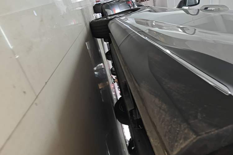 Used Wuling Xingguang S 2025 Model 510 km Leading Version Left Side Sill
