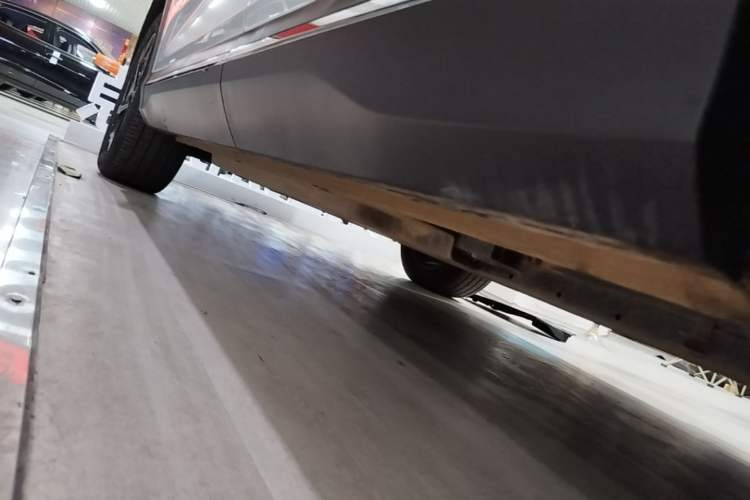 Used Wuling Xingguang S 2025 Model 510 km Flagship Version Left Side Sill