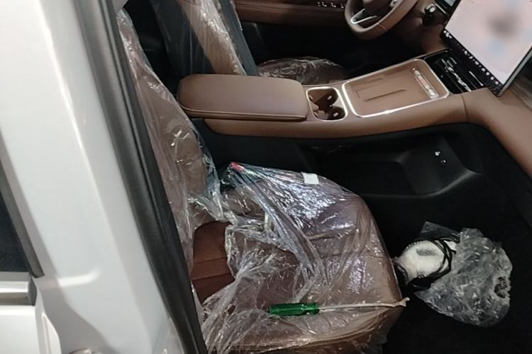 Used Wuling Xingguang S 2025 Model 510 km Leading Version Right Front Seat