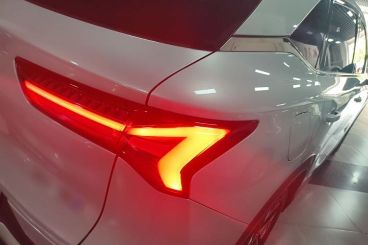 Used Wuling Xingguang S 2025 Model, 130km High-Power Flagship Edition Right Rear Taillight