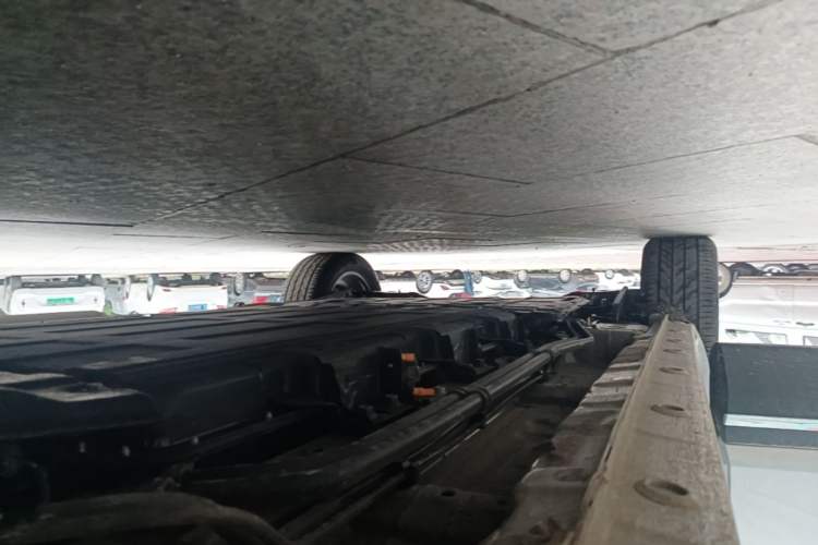 Used Wuling Xingguang S 2025 Model, 130km High-Power Flagship Edition Right Side Sill