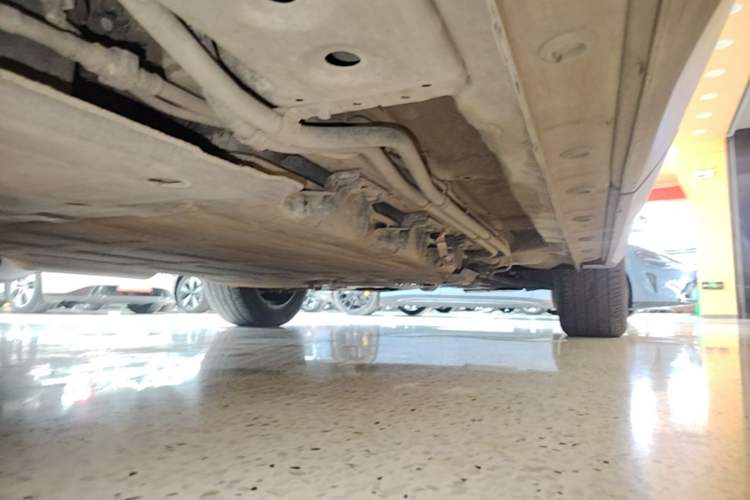 Used Wuling Xingguang S 2025 Model, 130km High-Power Flagship Edition Right Side Sill