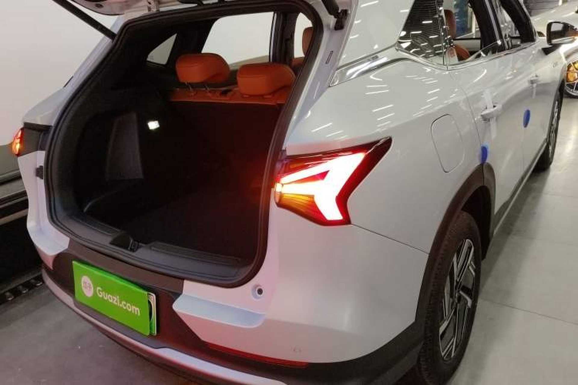 Used Wuling Xingguang S 2025 Model, 130km High-Power Flagship Edition Trunk