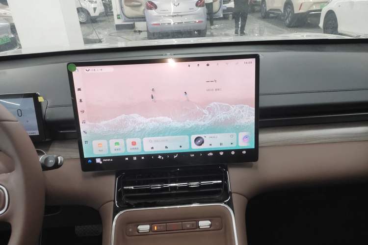 Used Wuling Xingguang S 2025 Model 510 km Flagship Version Audio And AC Panel
