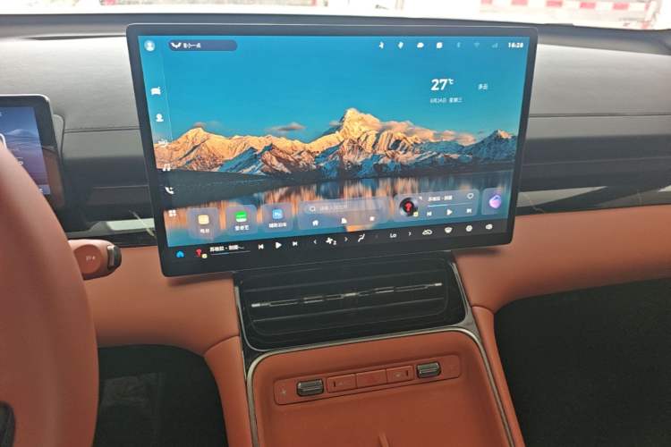 Used Wuling Xingguang S 2025 Model 510 km Flagship Version Audio And AC Panel