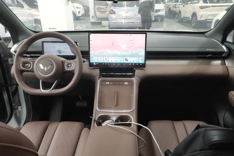 Used Wuling Xingguang S 2025 Model 510 km Flagship Version Center Console