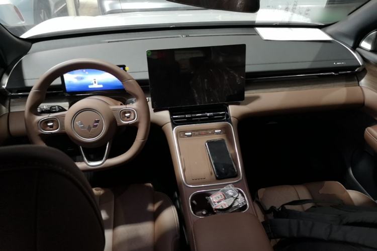 Used Wuling Xingguang S 2025 Model, 130km Flagship Edition Center Console