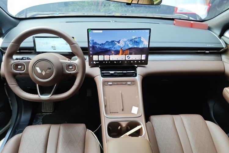Used Wuling Xingguang S 2025 Model 510 km Leading Version Center Console