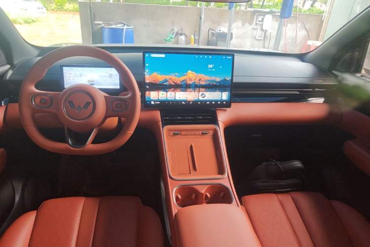Used Wuling Xingguang S 2025 Model 510 km Flagship Version Center Console