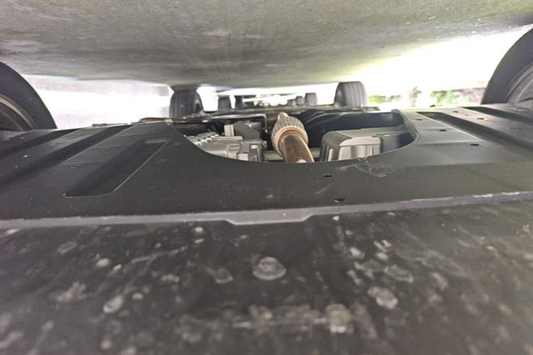 Used Wuling Xingguang S 2025 Model, 130km Flagship Edition Chassis Front