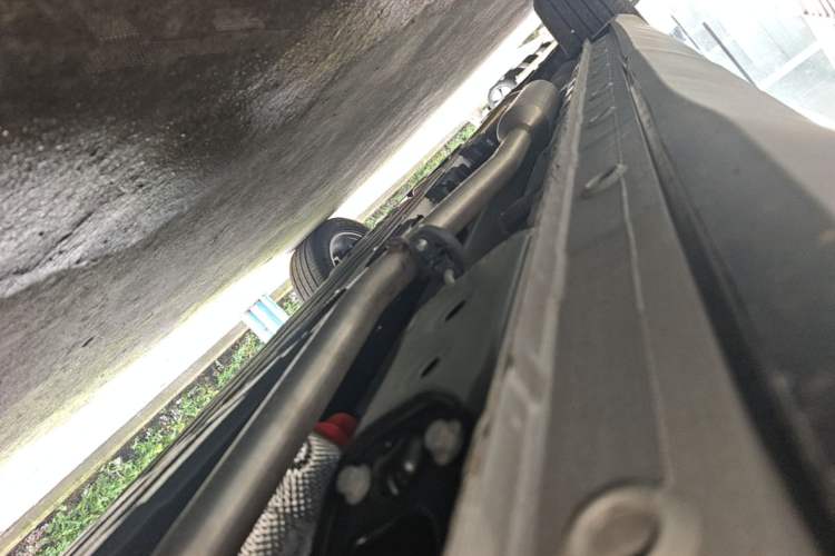 Used Wuling Xingguang S 2025 Model, 130km Flagship Edition Chassis Rear Left