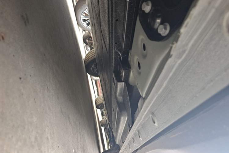 Used Wuling Xingguang S 2025 Model 510 km Flagship Version Chassis Rear Right