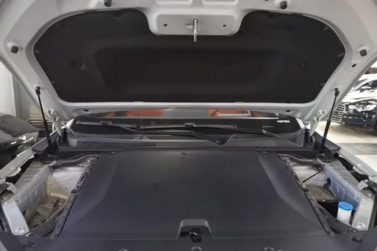 Used Wuling Xingguang S 2025 Model 510 km Flagship Version Engine Bay