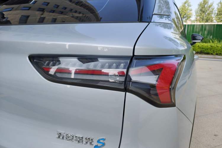 Used Wuling Xingguang S 2025 Model 510 km Flagship Version Exterior 10