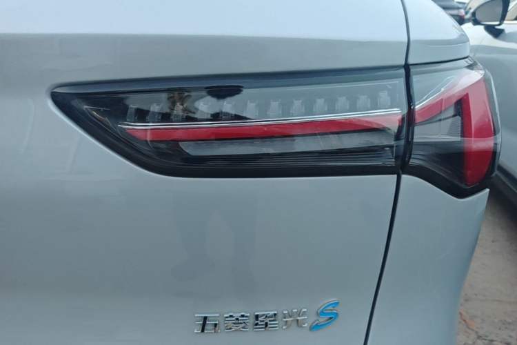 Used Wuling Xingguang S 2025 Model 510 km Flagship Version Exterior 3