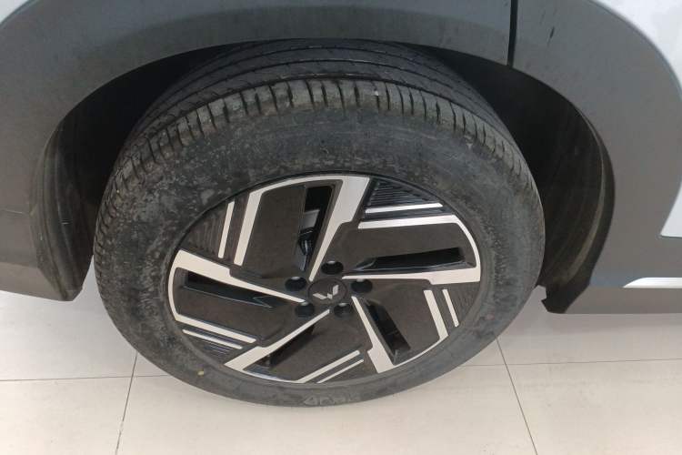 Used Wuling Xingguang S 2025 Model 510 km Flagship Version Exterior 5