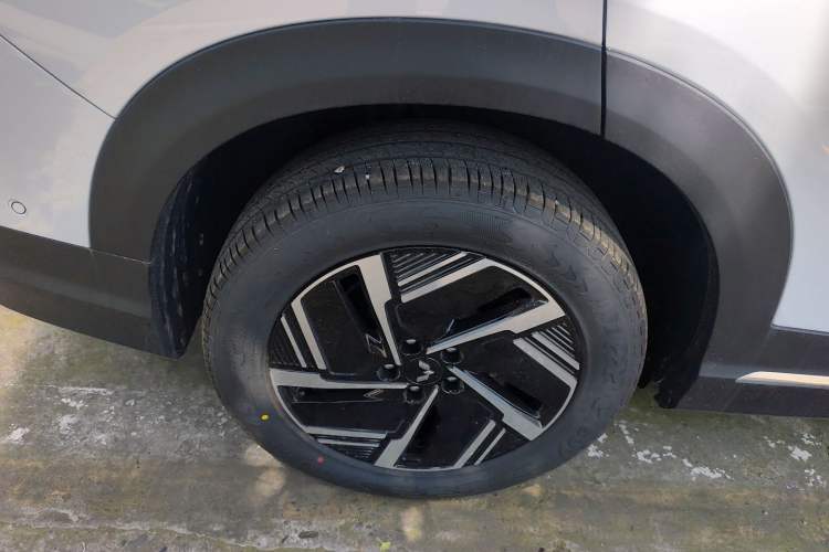 Used Wuling Xingguang S 2025 Model, 130km Flagship Edition Exterior 5