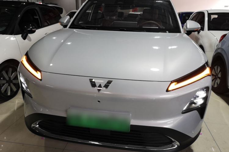 Used Wuling Xingguang S 2025 Model, 130km Flagship Edition Front