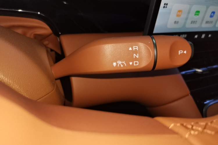 Used Wuling Xingguang S 2025 Model 510 km Flagship Version Gear Lever