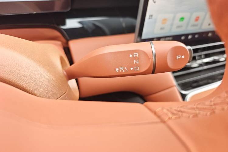 Used Wuling Xingguang S 2025 Model 510 km Flagship Version Gear Lever