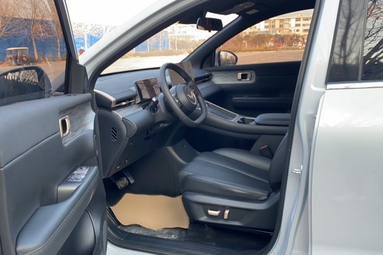 Used Wuling Xingguang S 2025 Model, 130km Leading Edition Interior 1