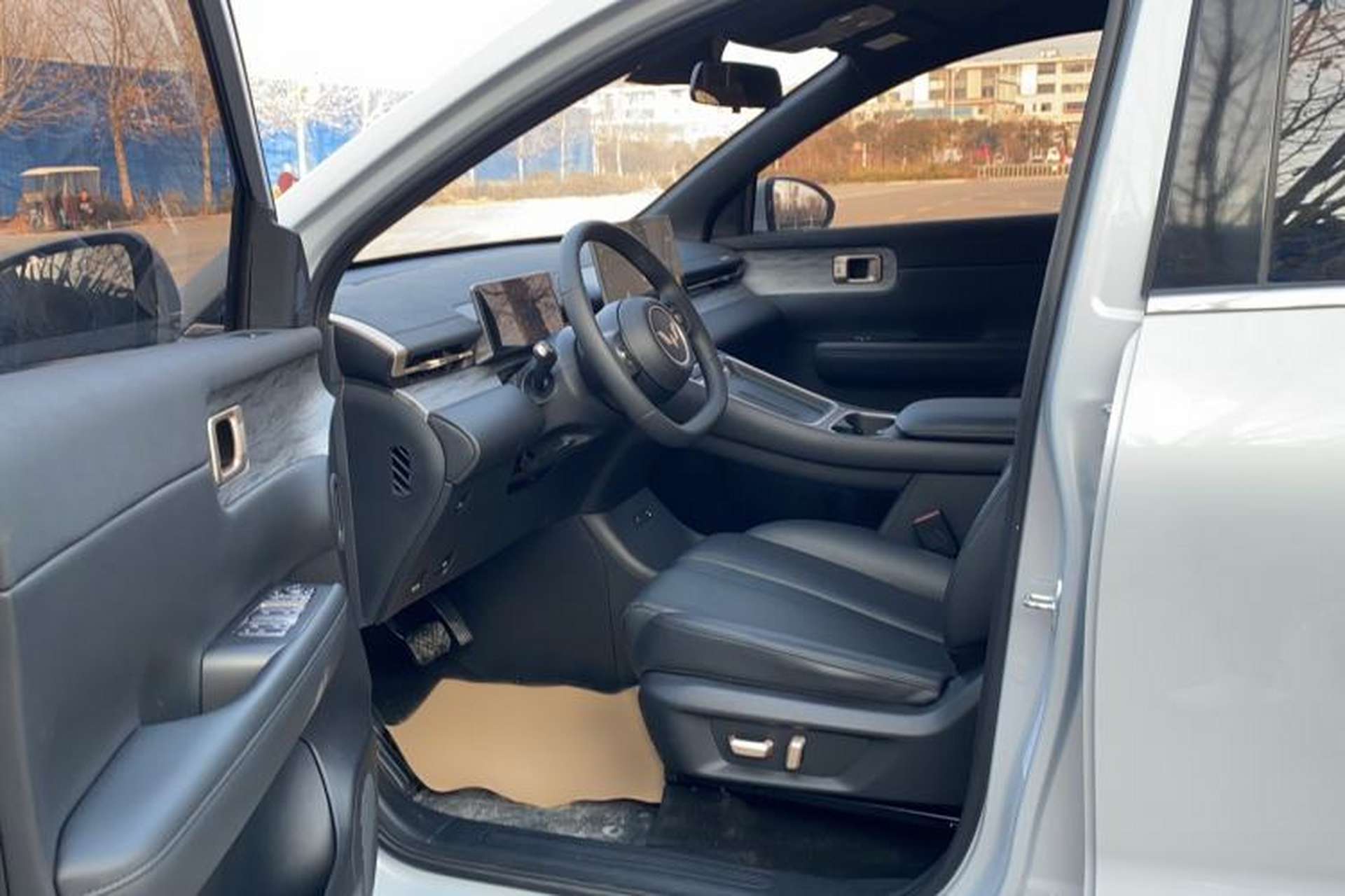 Used Wuling Xingguang S 2025 Model, 130km Leading Edition Interior 1