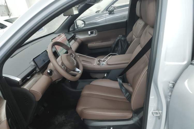Used Wuling Xingguang S 2025 Model 510 km Flagship Version Left Front Seat