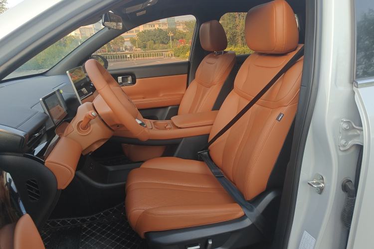 Used Wuling Xingguang S 2025 Model 510 km Flagship Version Left Front Seat
