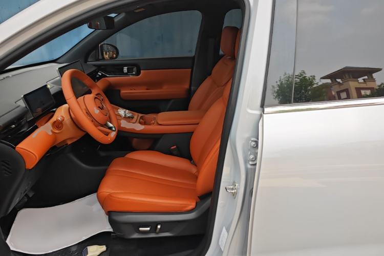 Used Wuling Xingguang S 2025 Model 510 km Flagship Version Left Front Seat