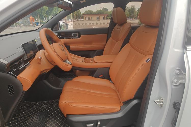 Used Wuling Xingguang S 2025 Model 510 km Flagship Version Left Front Seat