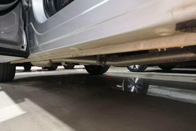 Used Wuling Xingguang S 2025 Model, 130km Flagship Edition Left Side Sill