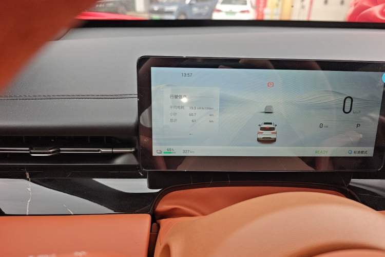 Used Wuling Xingguang S 2025 Model 510 km Flagship Version Odometer Close Up
