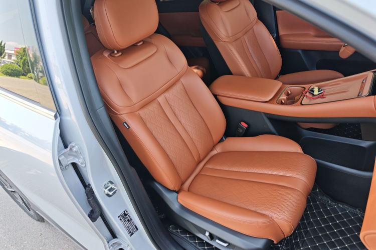Used Wuling Xingguang S 2025 Model 510 km Flagship Version Right Front Seat