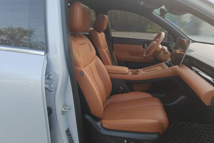 Used Wuling Xingguang S 2025 Model 510 km Flagship Version Right Front Seat