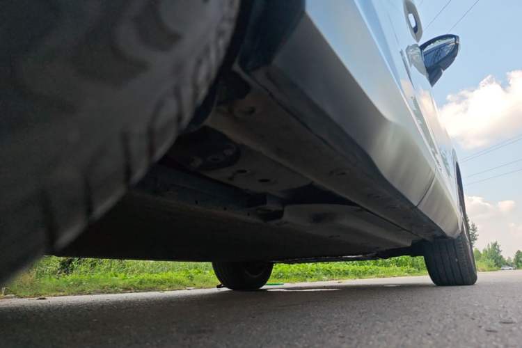 Used Wuling Xingguang S 2025 Model 510 km Flagship Version Right Side Sill